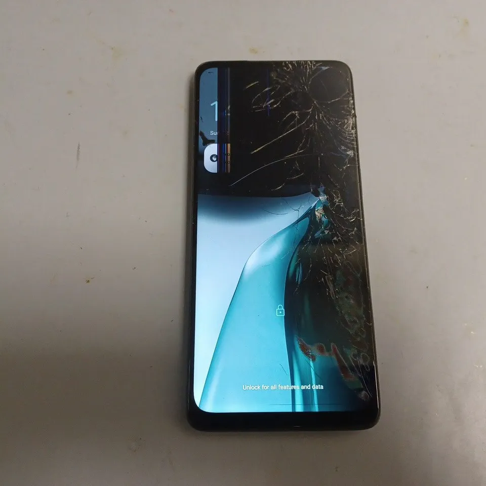 MOTOROLA XT2223-1