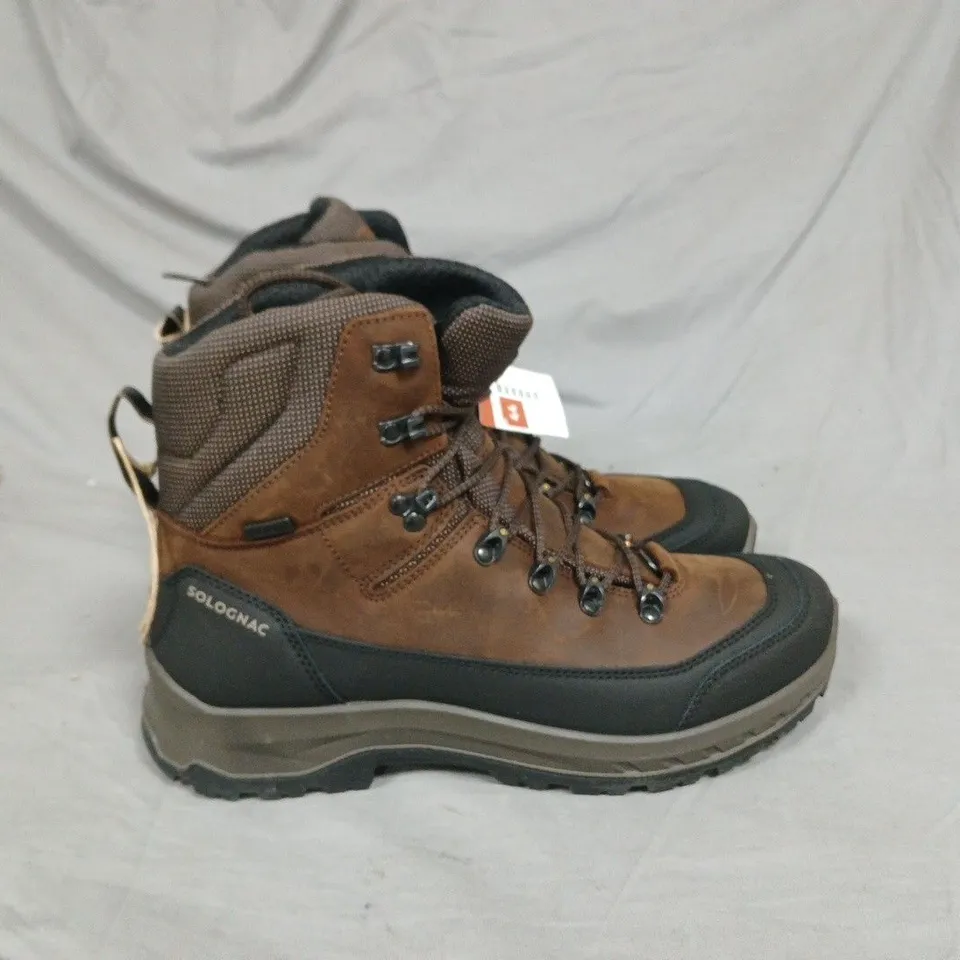 QUECHA SOLOGNAC BROWN WALKING BOOTS - UK 9.5