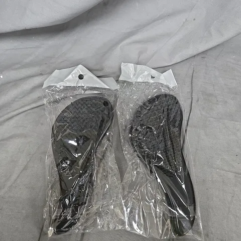 BOX OF APPROXIMATELY 30 HAIRBRUSHES - PINK AND BLACK