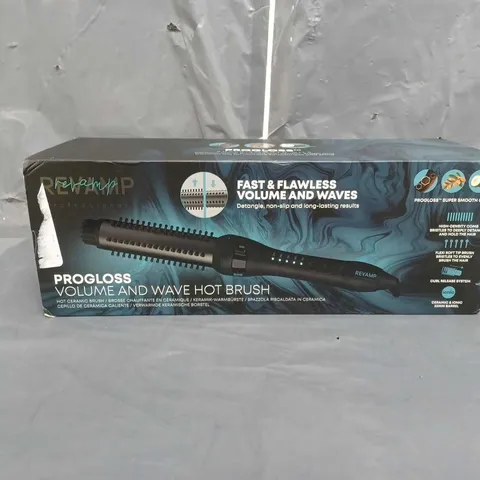 BOXED REVAMP PROGLOSS VOLUME & WAVE HOT CERAMIC BRUSH