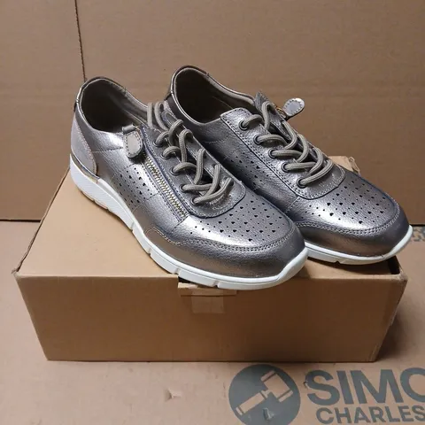 DOWN TO EARTH BRONZE METALLIC SNEAKERS – UK 7