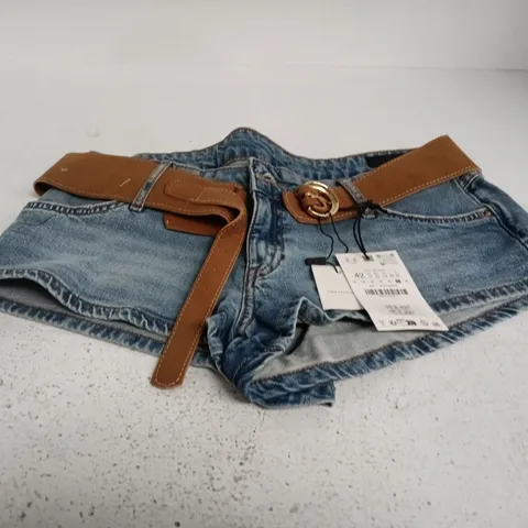 ZARA WOMEN'S DENIM SHORTS β UK 14 (US 10) WITH TAN BELT