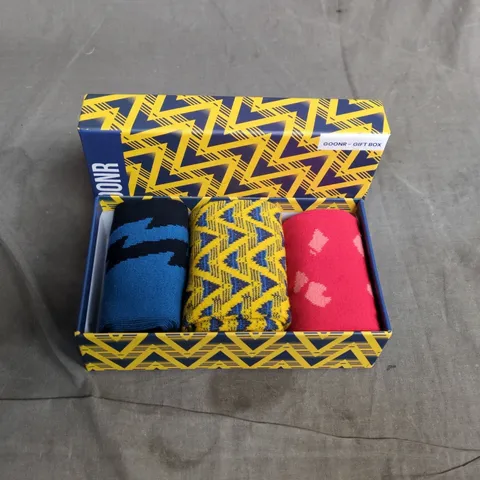 GOONR GIFT BOX - MEN'S SOCKS, 3 PAIRS, ONE SIZE