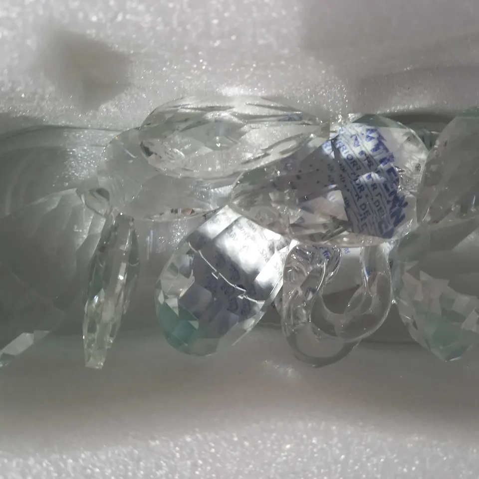 JM BY JULIEN MACDONALD SWAN FAMILY IN GIFT BOX