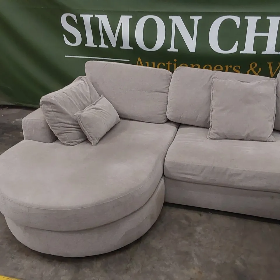 LAMBERT CORNER CHAISE SOFA  RRP £2699