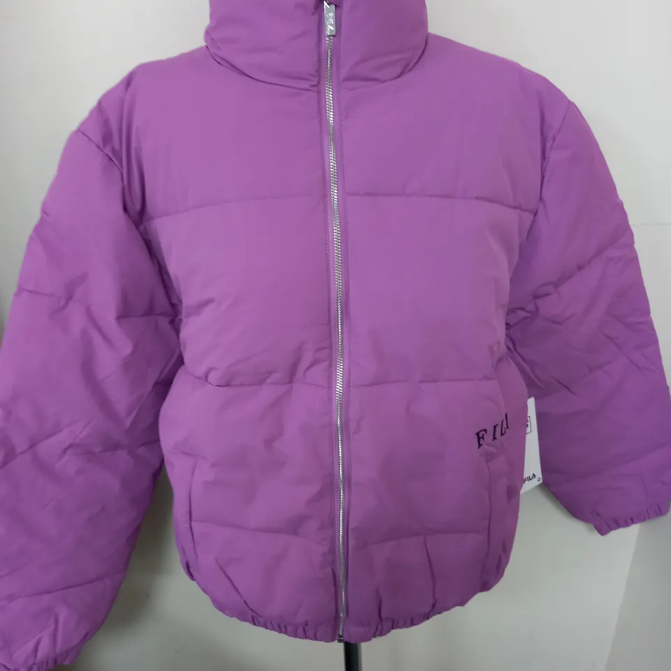 FILA UNISEX SOLID PUFFER JACKET IN PINK - UK M