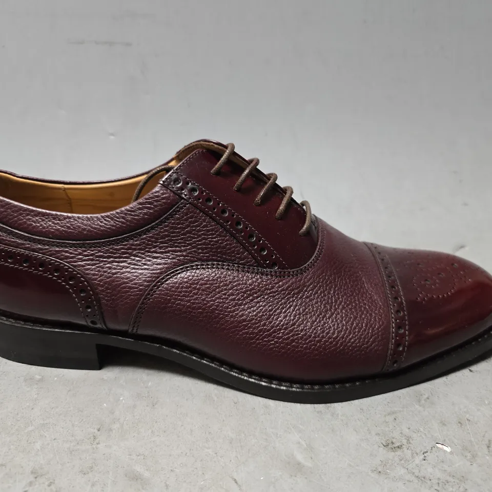 LOAKE SHOEMAKERS PROFESSIONAL MAROON SMART SHOES - SIZE 7 1/2 