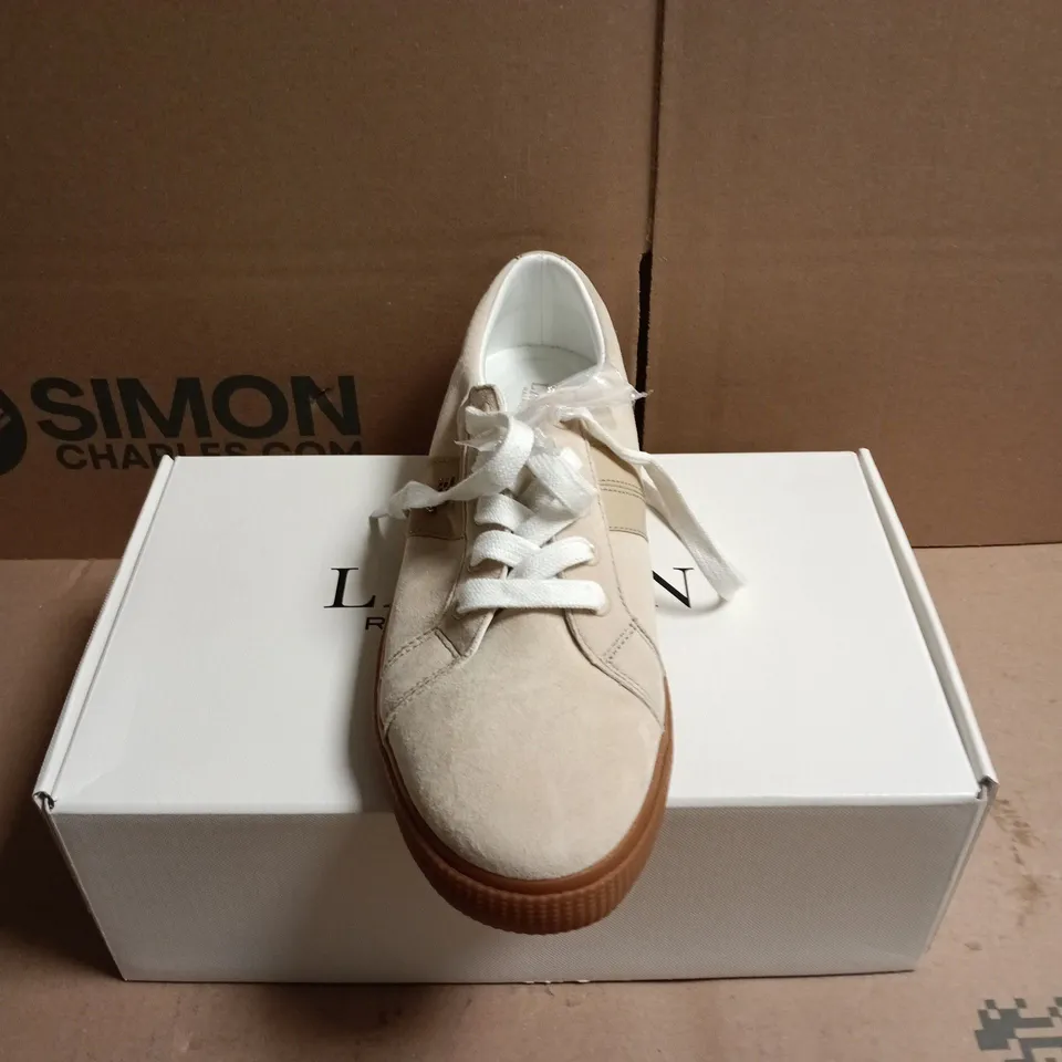 BOXED PAIR OF LAUREN RALPH LAUREN JANSON II TRAINERS - 5