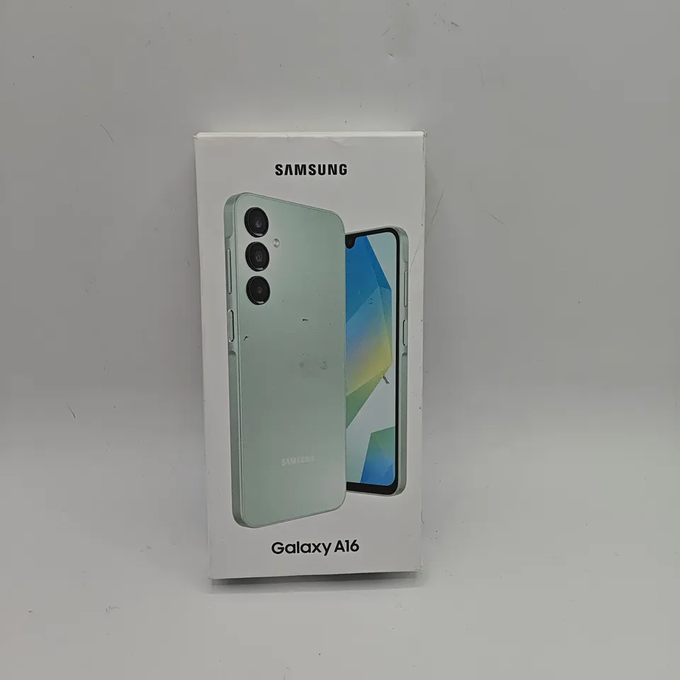 BOXED SAMSUNG GALAXY A16 4/128GB IN LIGHT GREEN - SM-A165F