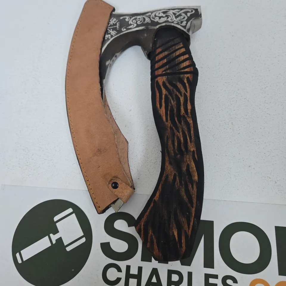 CURVED BLADE AXE WITH SHEATH