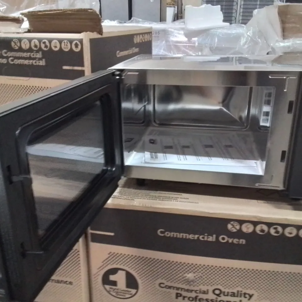 BRAND NEW MEMUMASTER COMMERCIAL MICROWAVE OVEN 