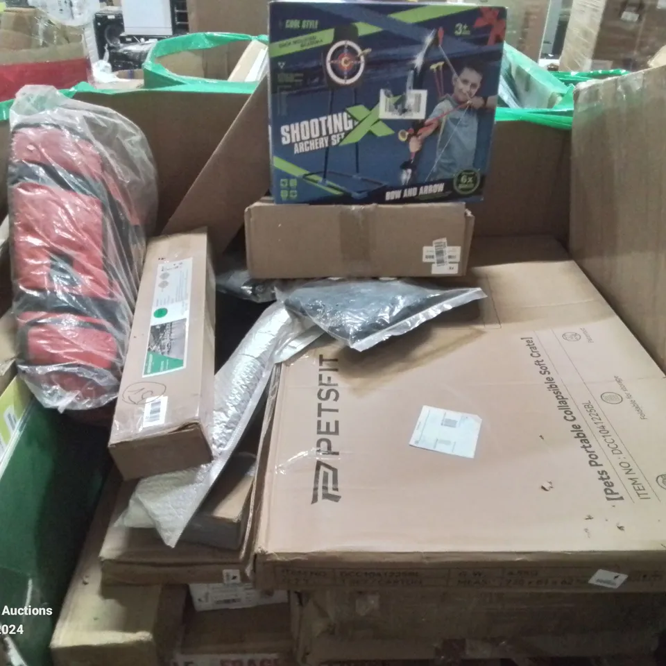 PALLET CONTAINING VARIOUS ASSORTED ITEMS TO INCLUDE: ARCHERY SET, SHOWER DRAIN, PET CRATE AND LOTS MORE UNMARKED BOXED ITEMS