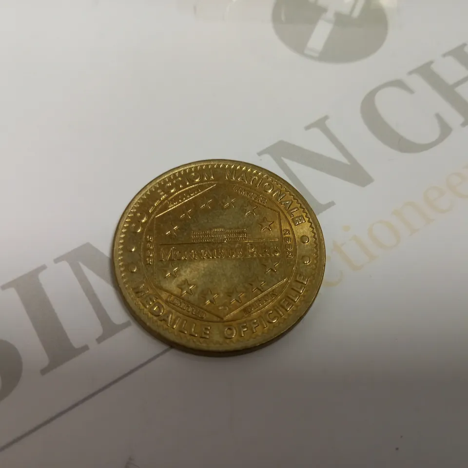 MONNAIE DE PARIS 2002 TOUR EIFFEL COLLECTABLE COIN