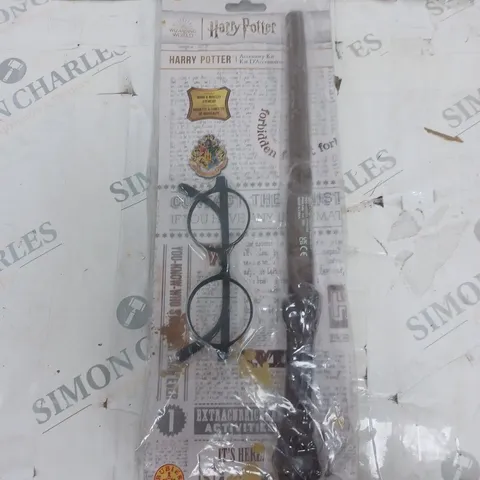HARRY POTTER ACCESSORY KITS - GLASSES AND WAND