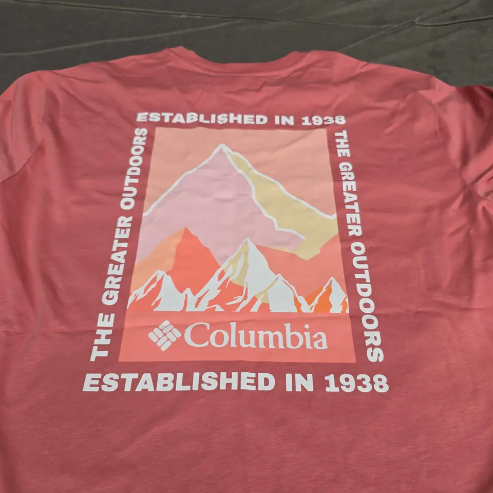 COLUMBIA LOGO AND GRAPHIC TEE - SIZE XS