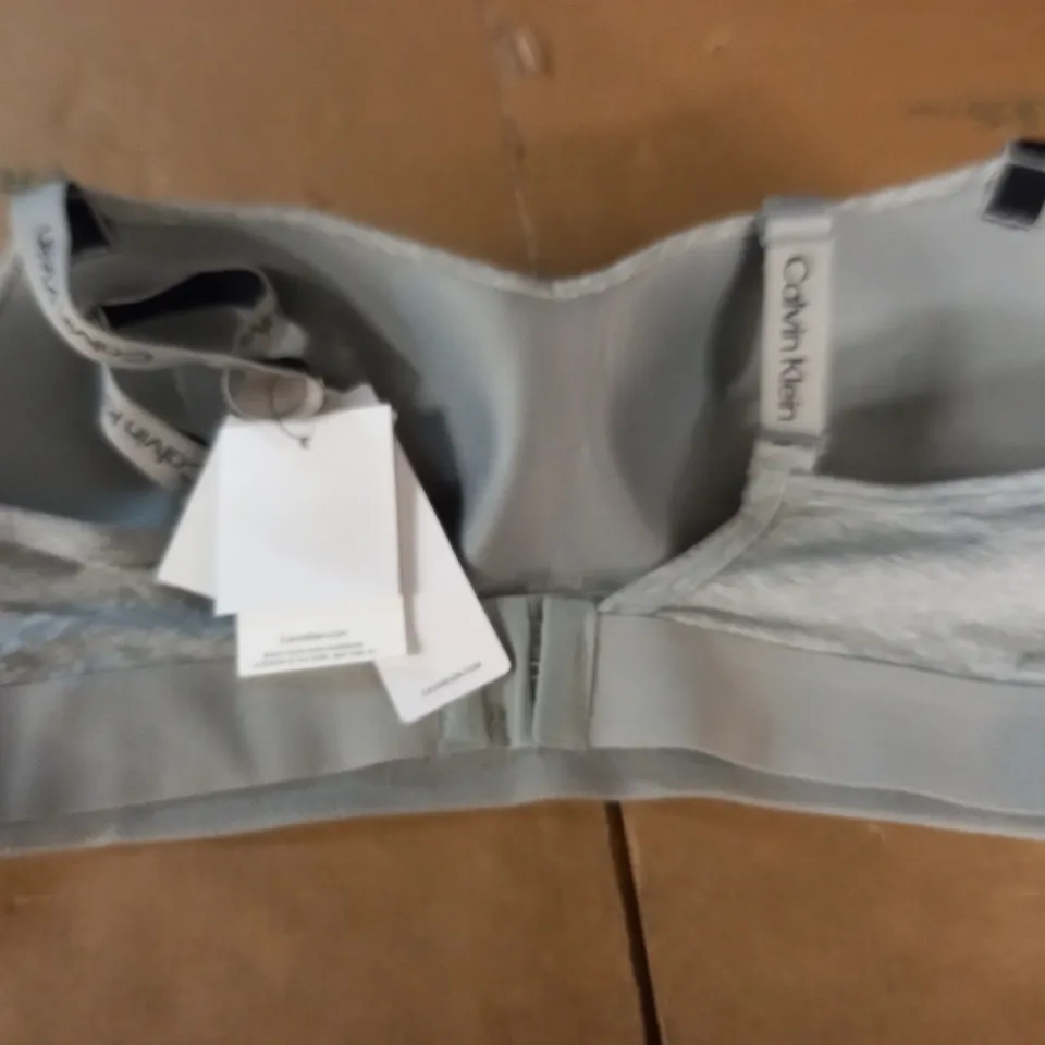 CALVIN KLEIN GREY BRALETTE - XL