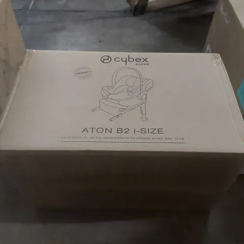 BOXED CYBEX SILVER ATON B2 I-SIZE CAR SEAT AND BASE 