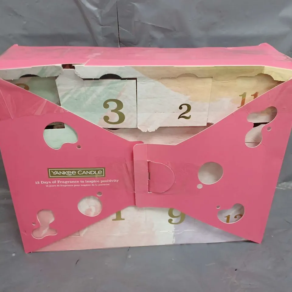 BOXED YANKEE CANDLE 12 DAYS OF FRAGRANCE
