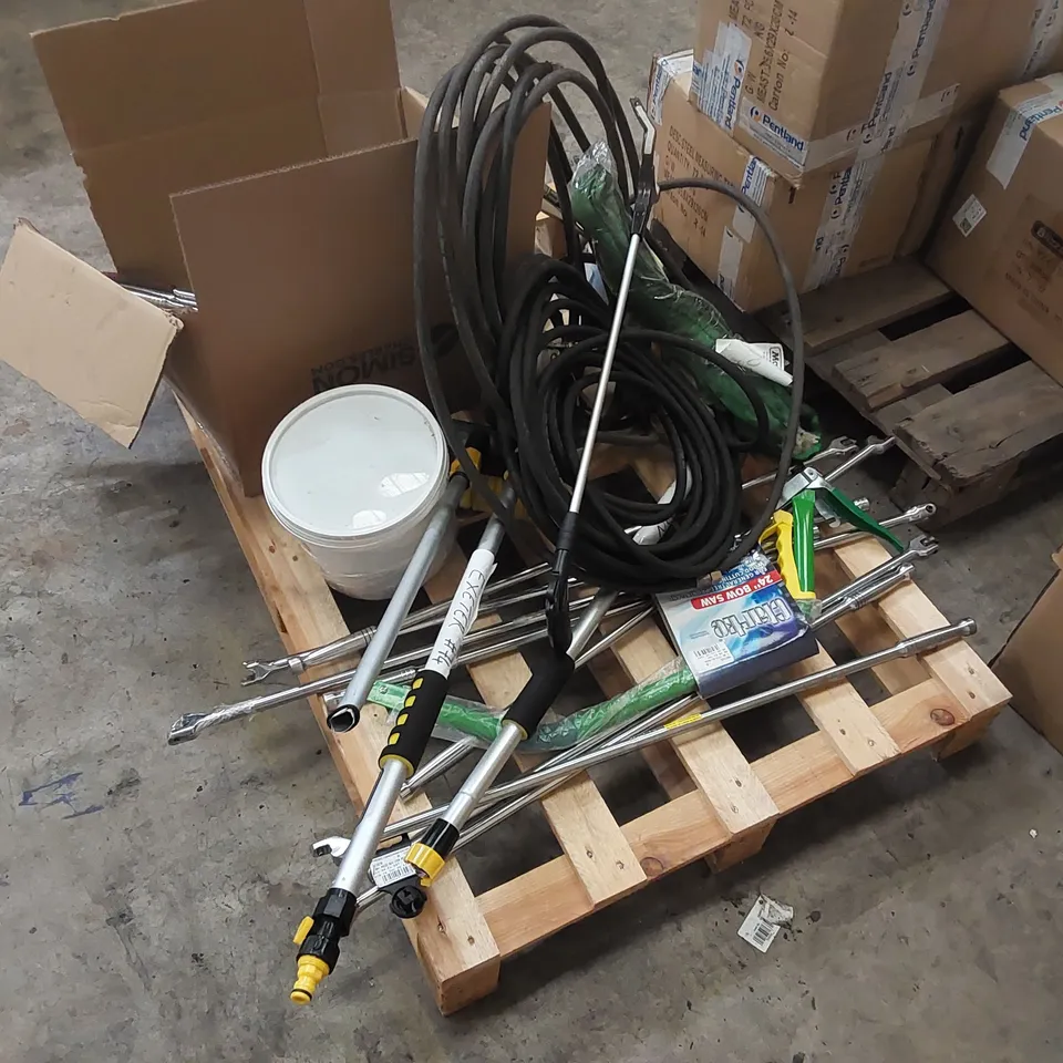 PALLET TO CONTAIN AN ASSORTMENT OF TOOLS/EQUIPMENT PARTS