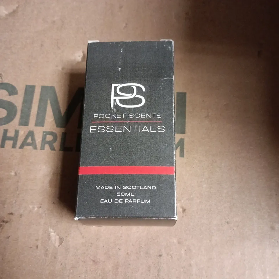 APPROXIMATELY 7 BOTTLES OF ASSORTED PERFUMES INCLUDING HOTEL COLLECTION NO3 AND POCKET SCENTS 
