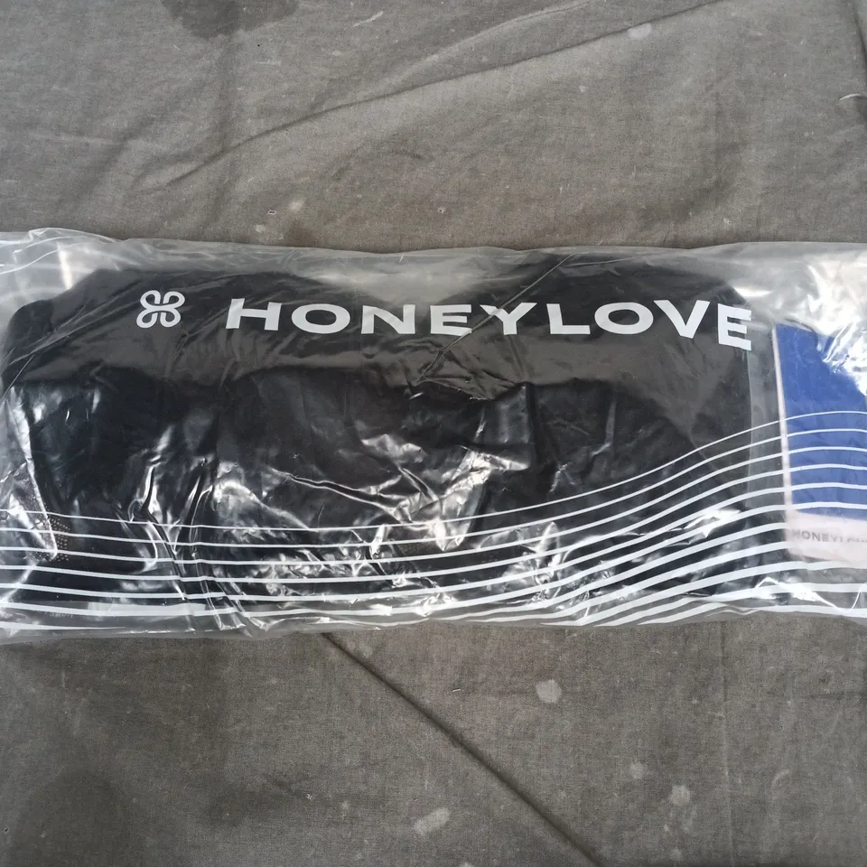 BAGGED HONEYLOVE LACE CROSSOVER BRA – RUNWAY, SIZE L