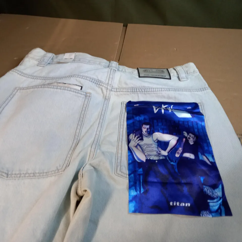 TITAN EYTYS ULTRA BAGGY FIT JEANS - SIZE 32/34