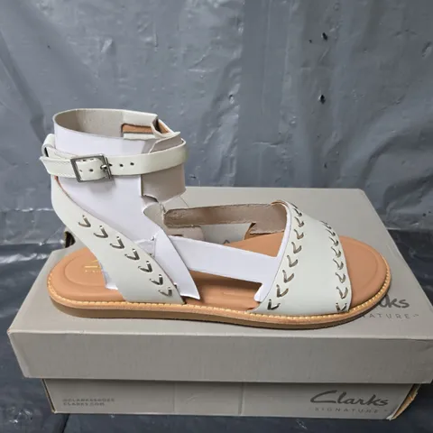 BOXED PAIR OF CLARKS MARITIME MAY SANDALS IN OF WHITE LEATHER - UK 6.5