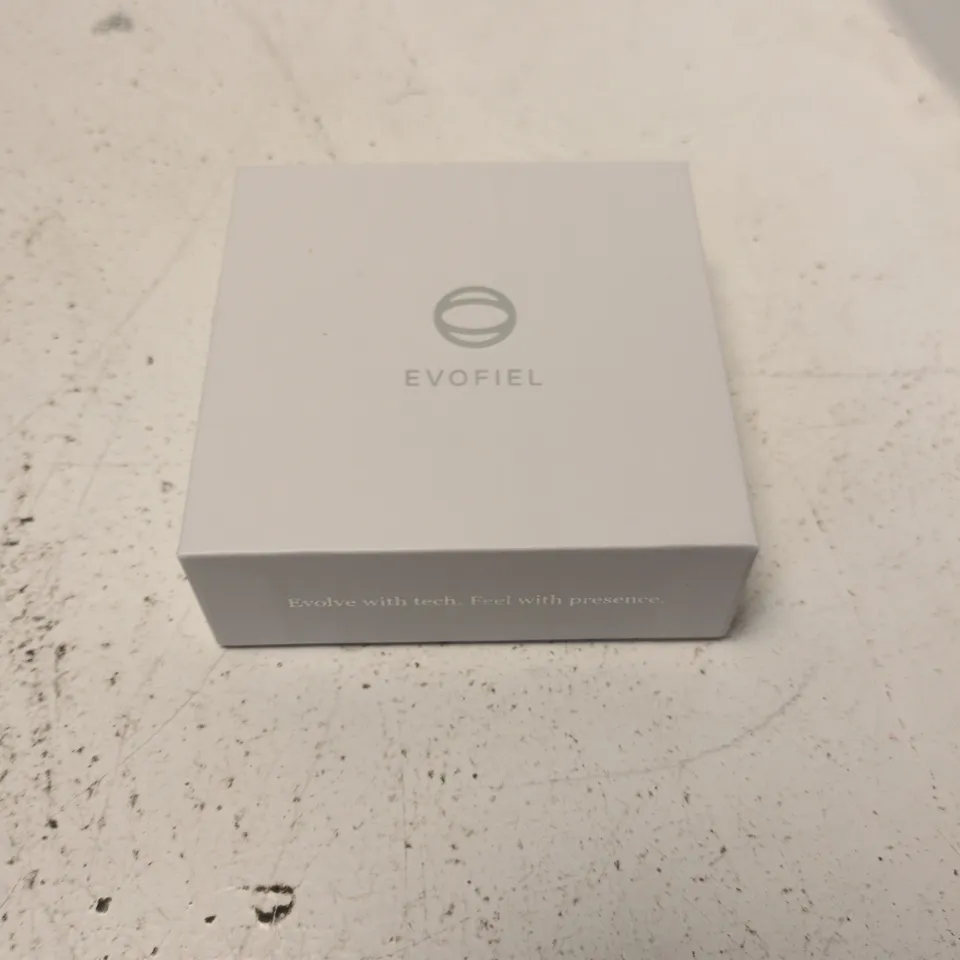 EVOFIEL AIZO RING – BLACK CIRCULAR DEVICE, BOXED