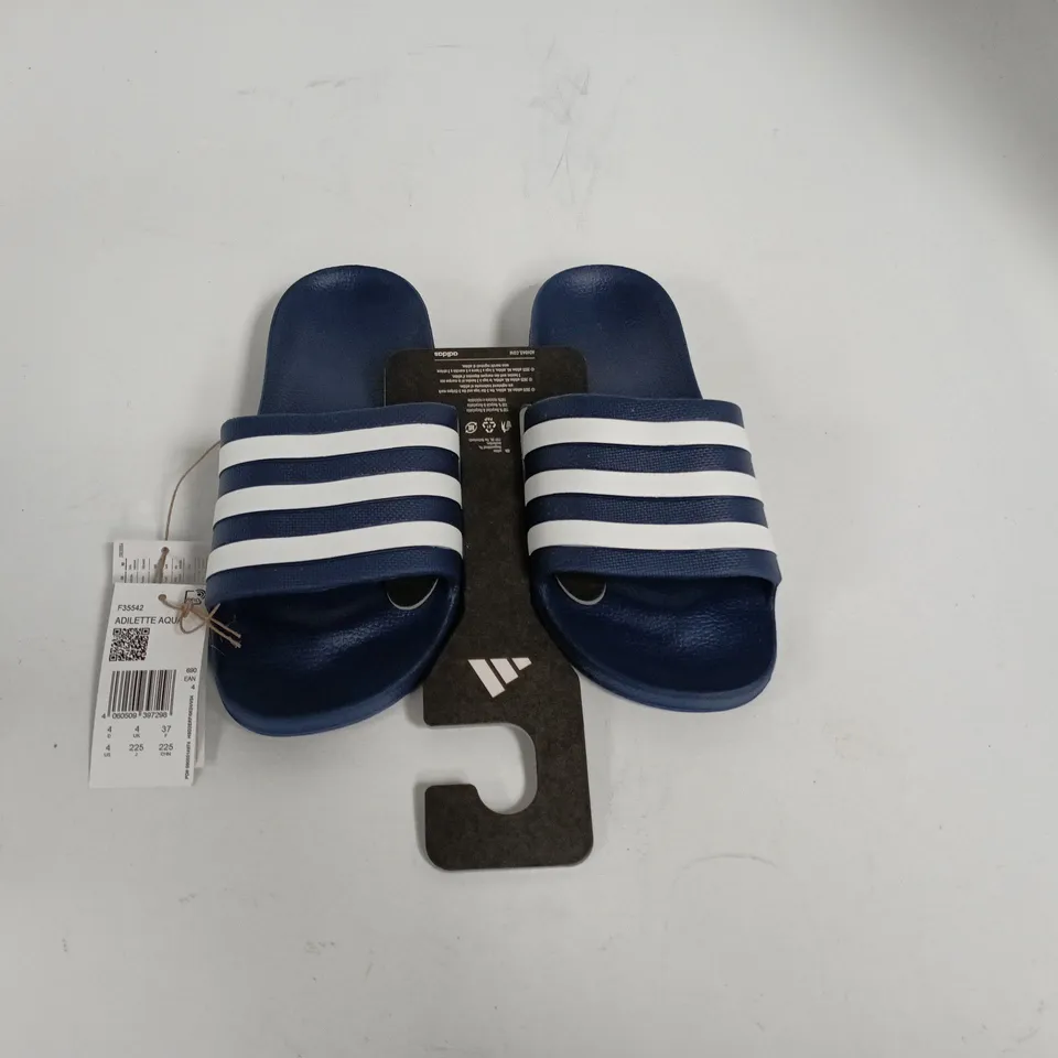 ADIDAS ADILETTE AQUA SLIDERS IN BLUE - UK 4