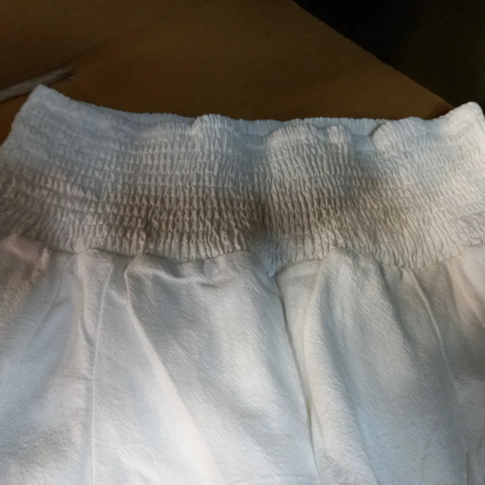 DESIGNER WHITE CHEESECLOTH STYLE WIDE LEG TROUSERS - XL