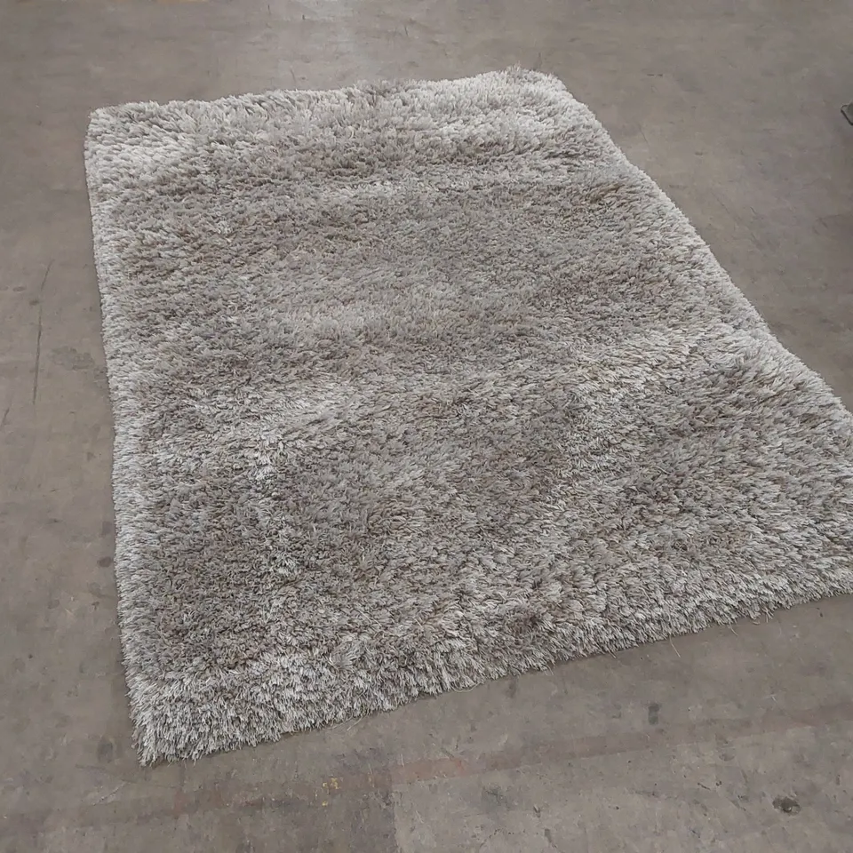 QUALITY DESIGNER AREA RUG - APPROXIMATELY 200 x 145cm
