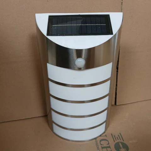 PIR SOLAR WELCOME LIGHT