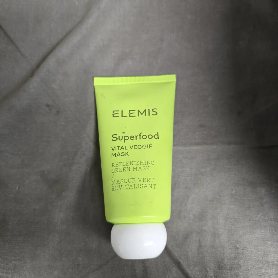 TOTE OF APPROXIMATELY 20 ASSORTED HEALTH AND BEAUTY ITEMS TO INCLUDE: PAYOT HERBIER AND ELEMIS SUPERFOOD