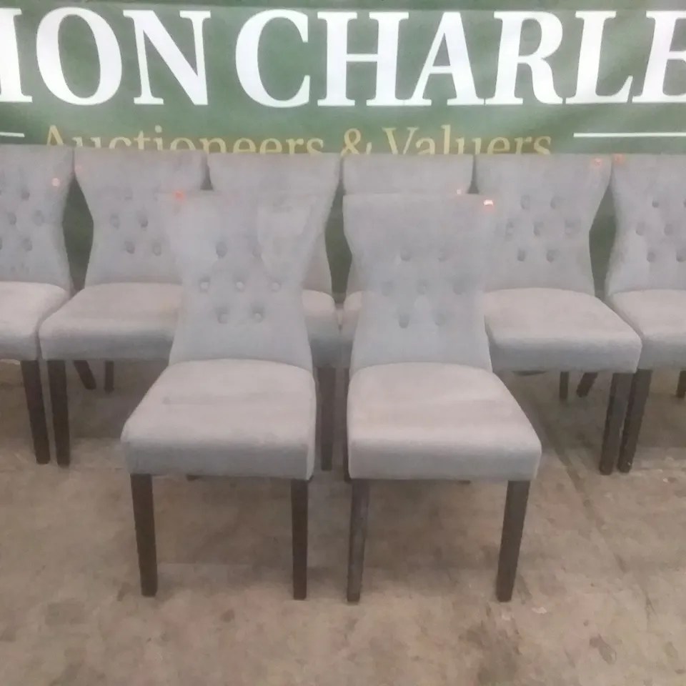 SET OF 8 DESIGNER KENSINGTON GREY VELVET BUTTON BACK DINING CHAIRS (BLACK LEG)