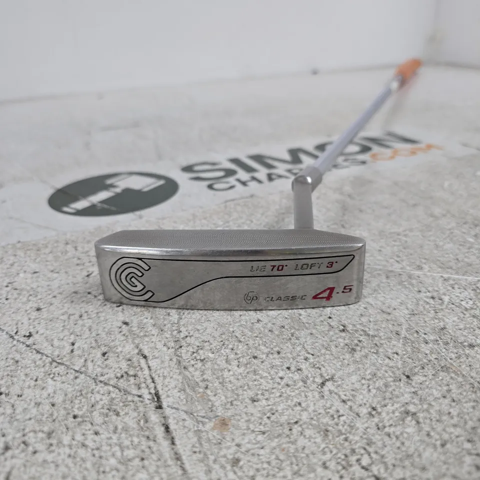 CLEVELAND GOLF PUTTER WITH KARMA GRIP (17-4 SS), CHROME FINISH