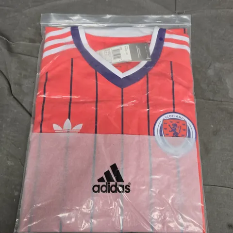 BAGGED ADIDAS SCOTLAND JERSEY IN RED - UK XL
