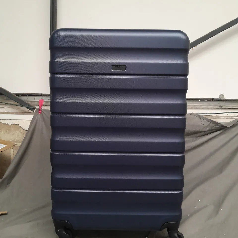 ANYDAY - 4 WHEELED SUITCASE IN NAVY - COLLECTION ONLY