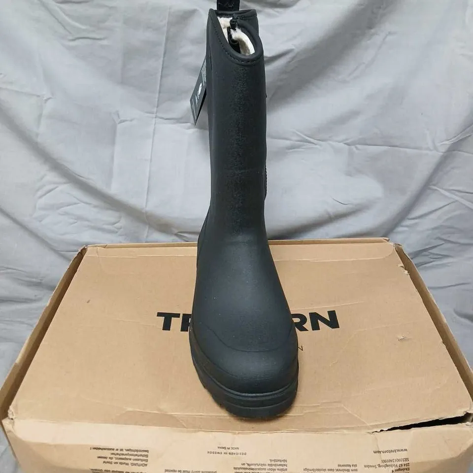 TRETORN HALLA MID WINTER BOOTS – BLACK UK 8