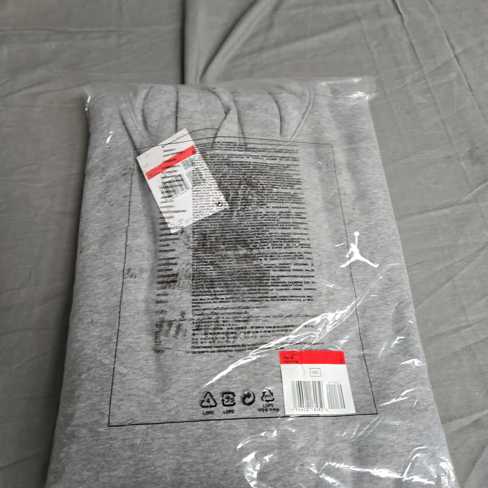 BAGGED AIR JORDAN LOGO HOODIE SIZE L