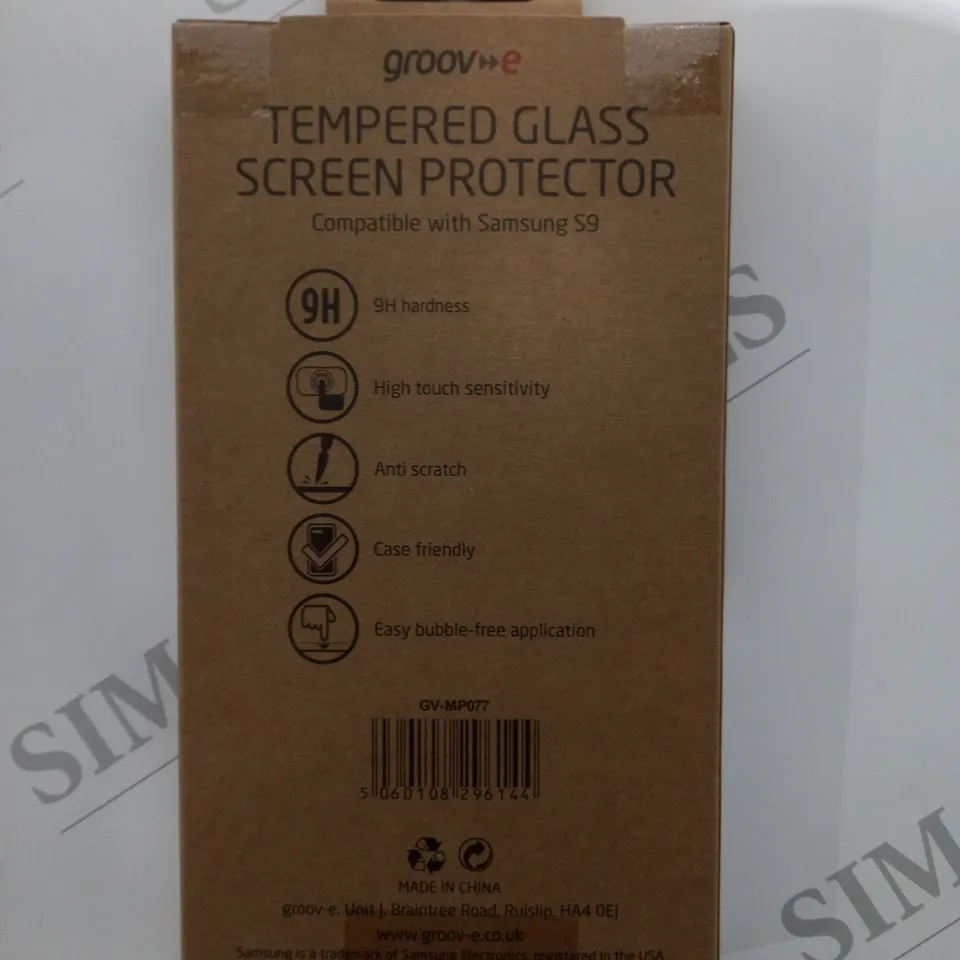 APPROXIMATELY 120 BRAND NEW BOXED AND SEALED GROOV-E PREMIUM TEMPERED GLASS SCREEN PROTECTOR GV-MP077 COMPATIBLE WITH SAMSUNG S9 INCLUDES 9H HARDNESS, HIGH TOUCH SENSITIVITY, ANTI-SCRATCH ETC.