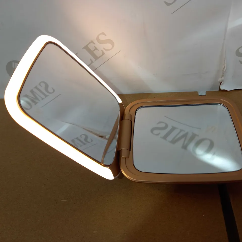 TILI DUAL MAGNIFICATION LED COMPACT MIRROR - GOLD