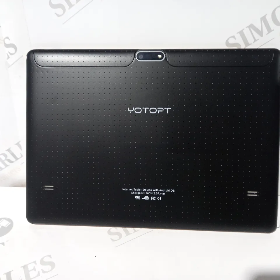 BOXED YOTOPT ANDROID OS TABLET IN BLACK & ROSE GOLD