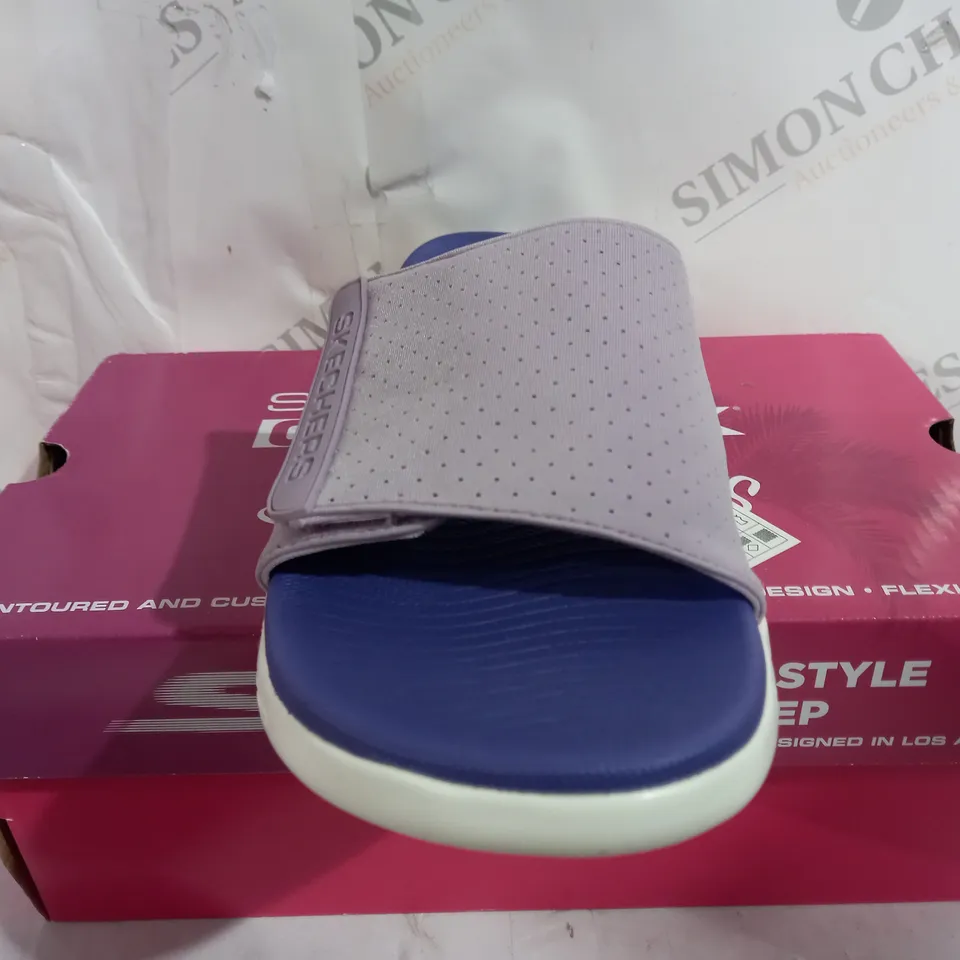SKETCHERS GO WALK 600 SD - LAVENDER SIZE 6