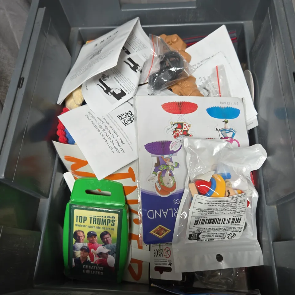 BOX OF ASSORTED TOYS INCLUDING  FEELINGS & AFFIRMATION CARDS, DONRUSS BASEBALL PUZZLE & CARDS, TOP TRUMPS GREATEST GOLFERS