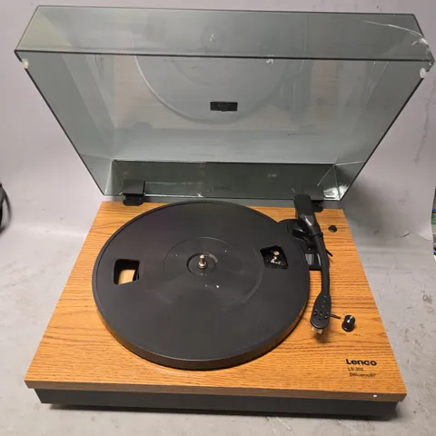 BOXED LENCO TURNTABLE WITH BLUETOOTH - LS-300WD V2