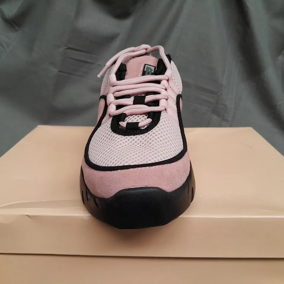 BOXED BLOCH BOOST DRT DANCD SNEAKERS IN PINK - UK 6.5 