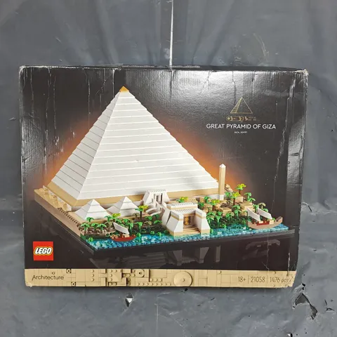 LEGO ARCHITECTURE GREAT PYRAMID OF GIZA (SET 21058)