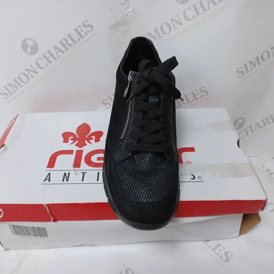 BOXED PAIR OF RIEKER WEDGE TRAINERS WITH SIDE ZIPS - BLACK - SIZE 6
