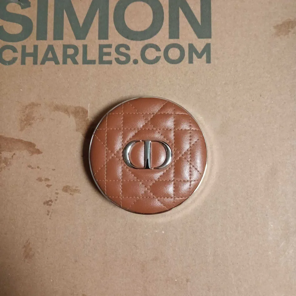 DIOR COMPACT POWDER – BEIGE (CD LOGO)