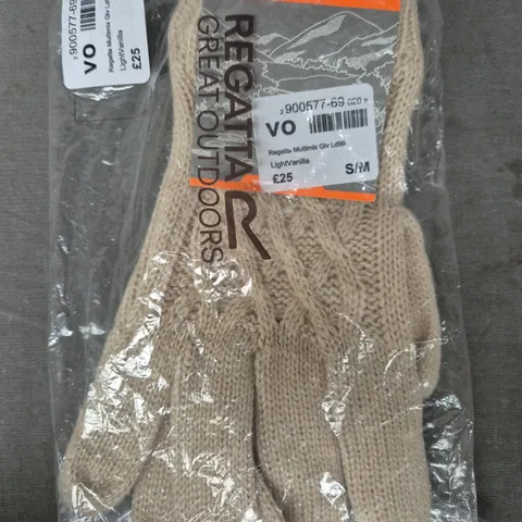 REGATTA MULTIMIX GLOVES IN LIGHT VANILLA SIZE S/M